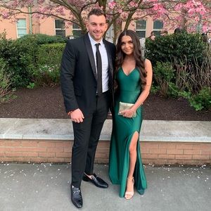 Gorgeous Emerald Green Gown